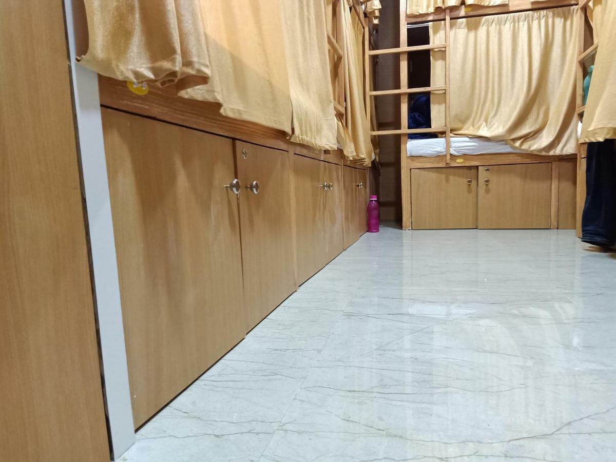 Mabrook Dormitory Bombaim Exterior foto