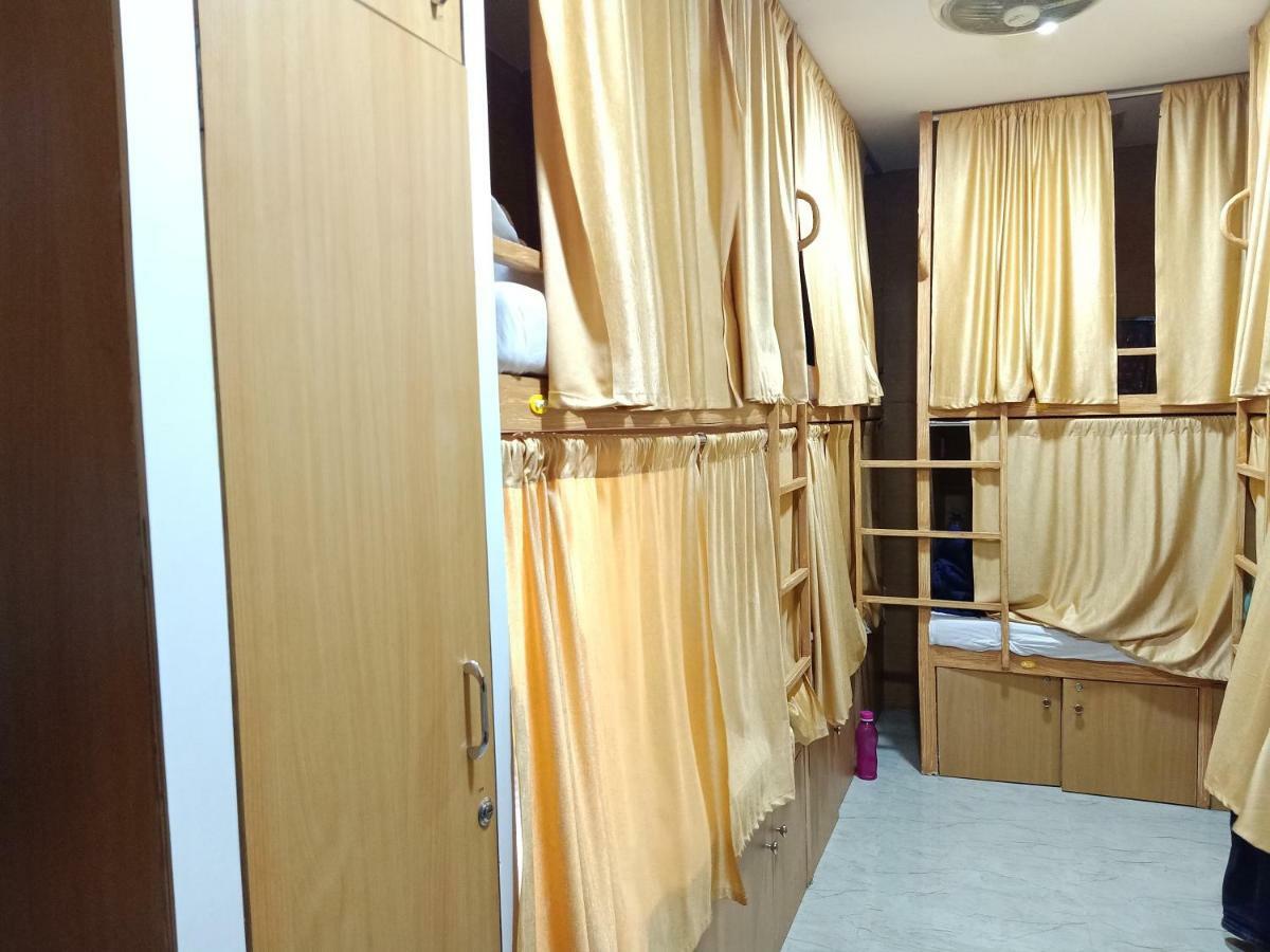 Mabrook Dormitory Bombaim Exterior foto